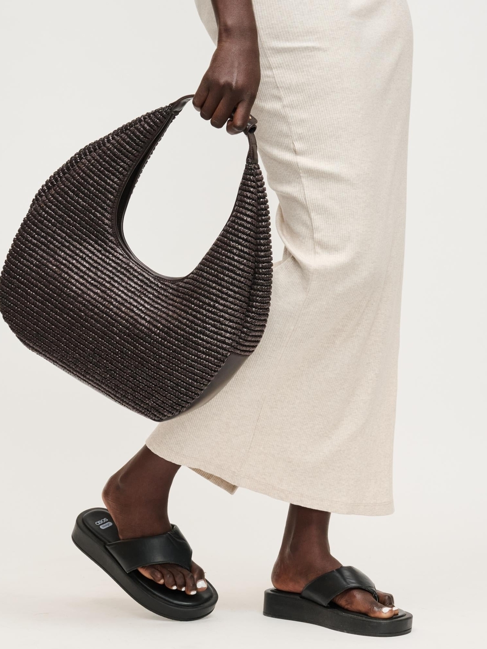 Zoey Tote Woven Crescent Women Shoulder Bag in Chocolate Sculptural Woven Hobo - Picture 4 of 5